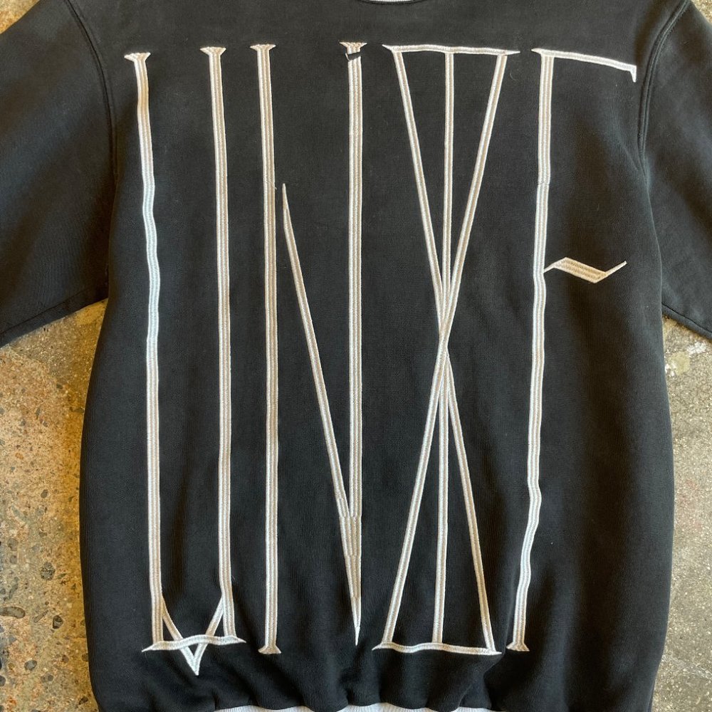 Unif Embroidered Script Crewneck - image 4